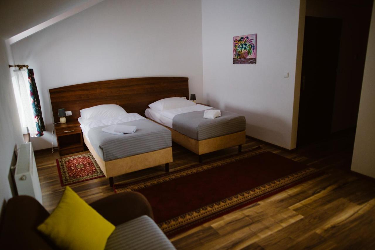 Hotel AB Tychy Exterior foto