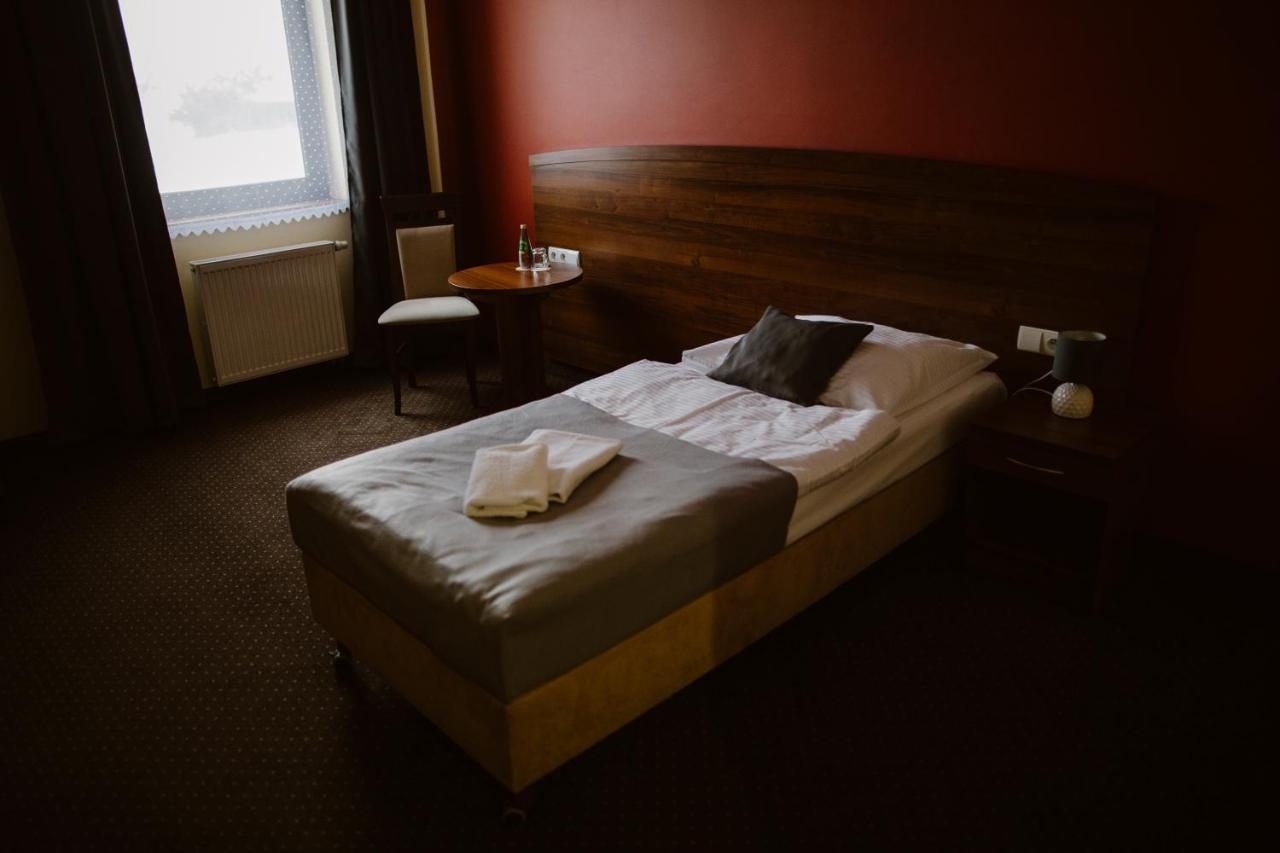 Hotel AB Tychy Exterior foto